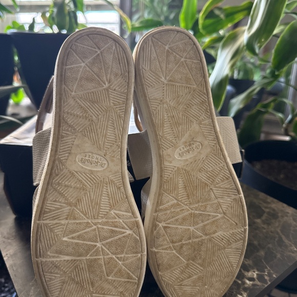 Sandals - Picture 3 of 6